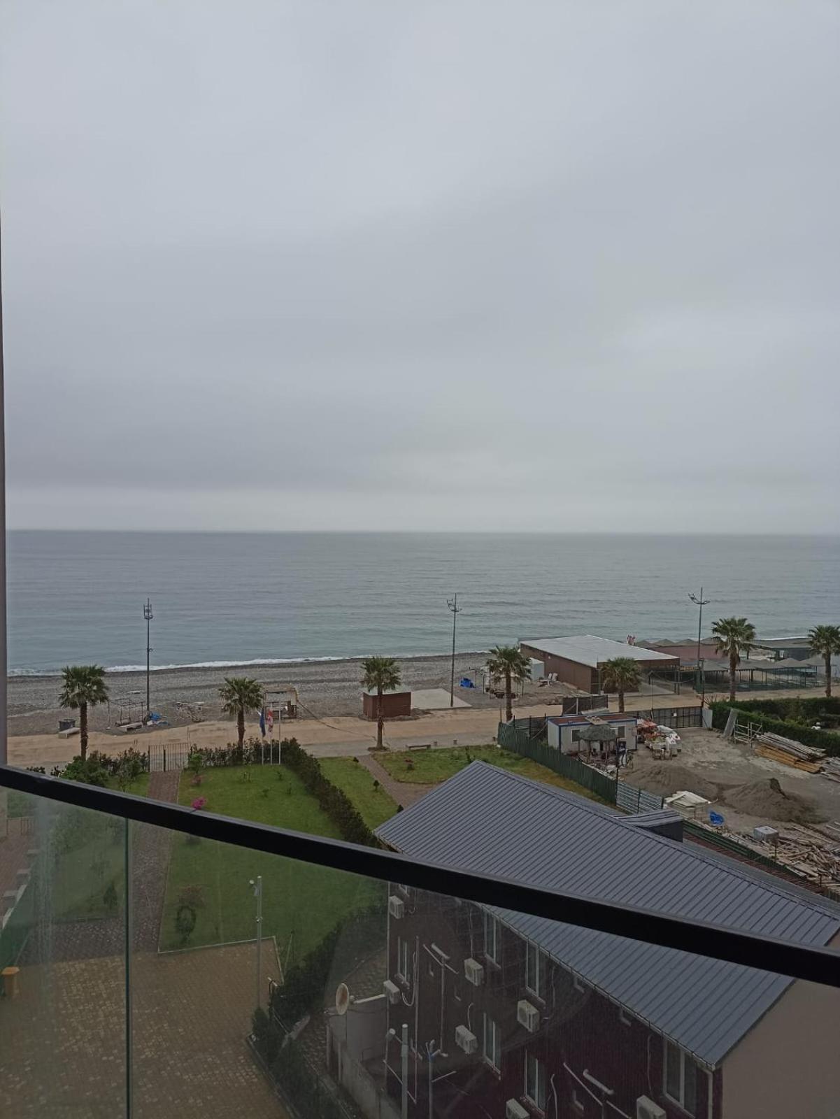 Hotel Navi Batumi Exterior photo